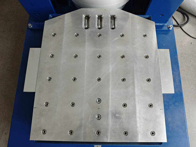 垂直+水平振動試驗裝置技術方案(圖2)